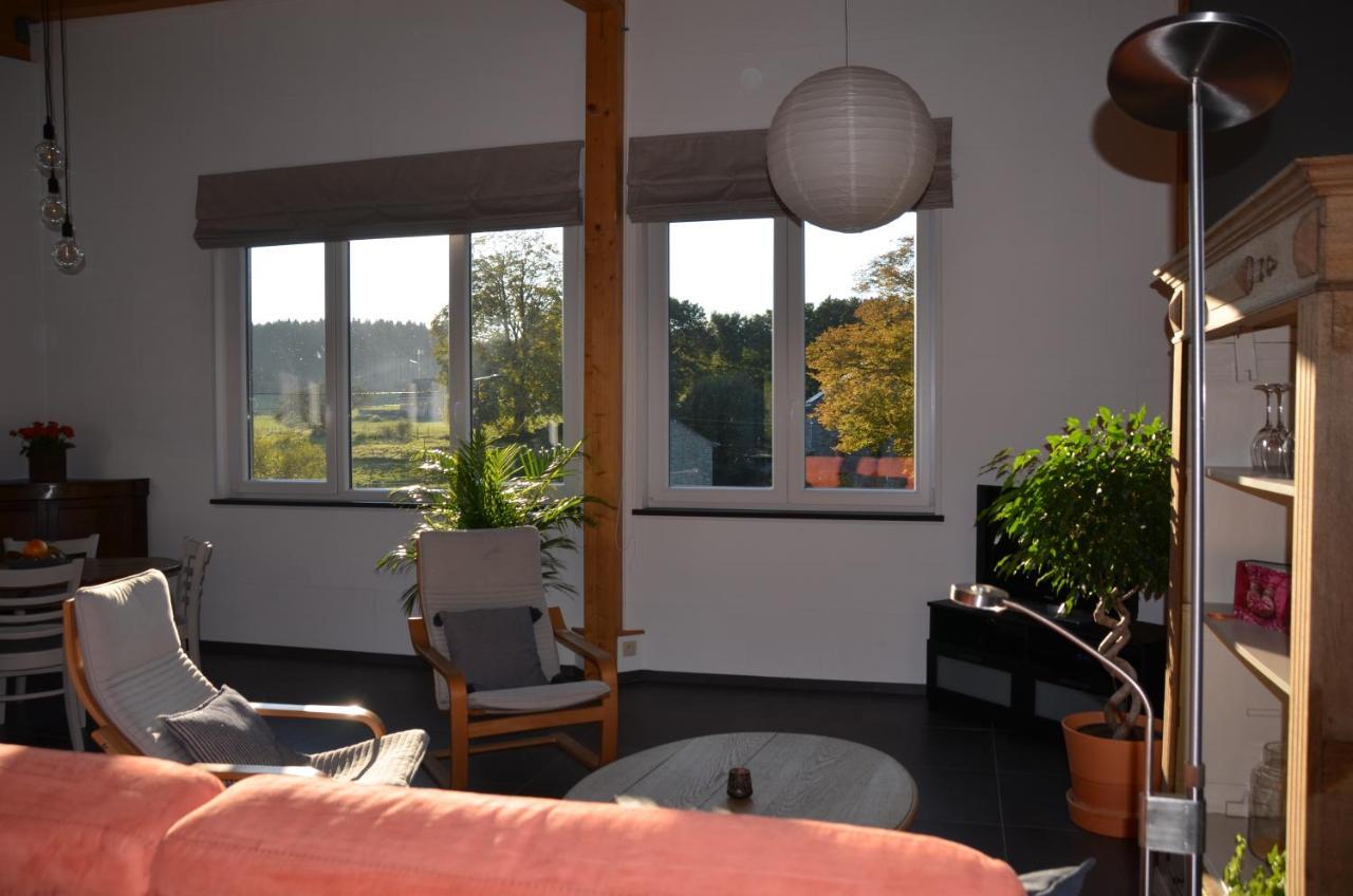 Un Espace Au Bord De L'Eau Paliseul Exterior foto